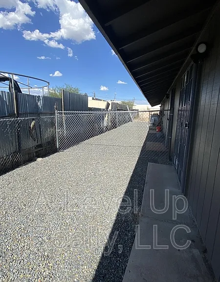 1027 S Santa Rita Ave #1 — Photo 25