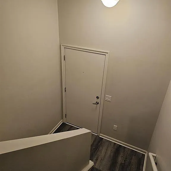66 Clinton St — Photo 37