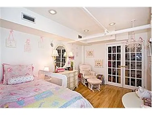 Sold by Douglas Elliman | media 14