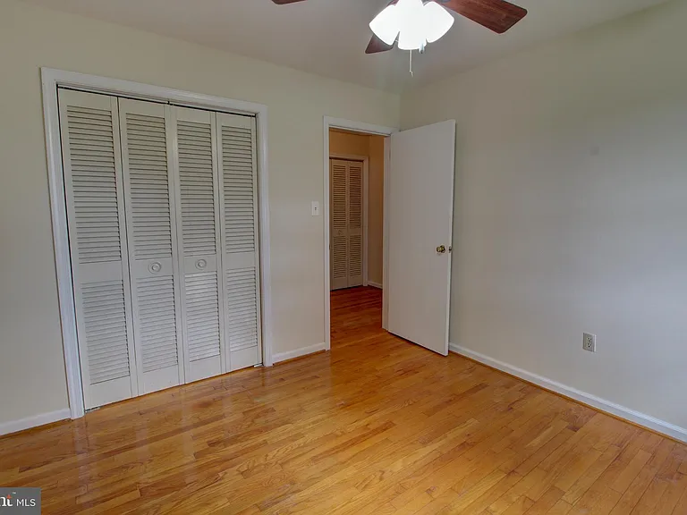 113 Thornton Ct — Photo 25
