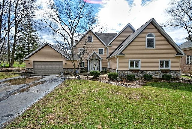 1st image of 518 W 58th Pl