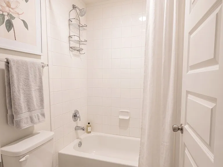 3915 Spencer Ln — Photo 15