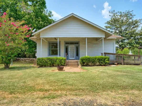 150 Hamilton Rd, Hemphill, TX 75948