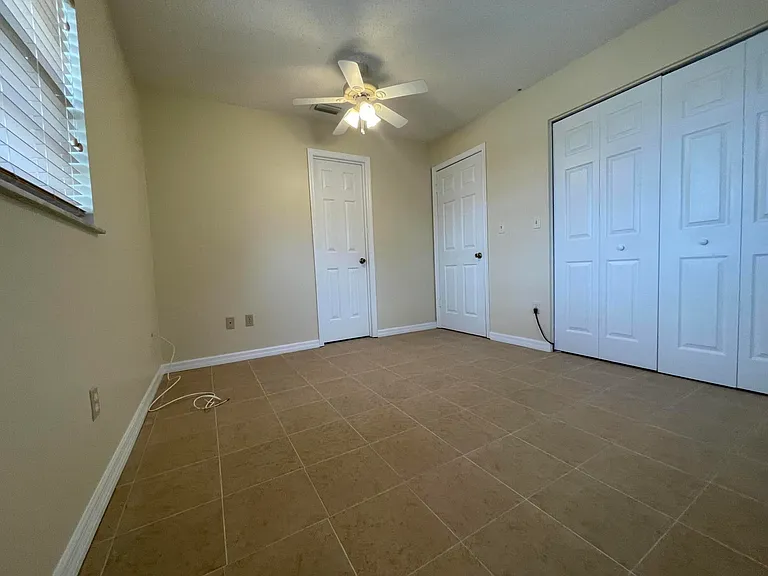 3101 Avenue T — Photo 18