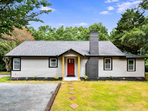 655 N Norris Dr, Liberty, SC 29657