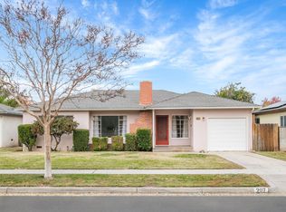 207 E Fountain Way, Fresno, CA 93704