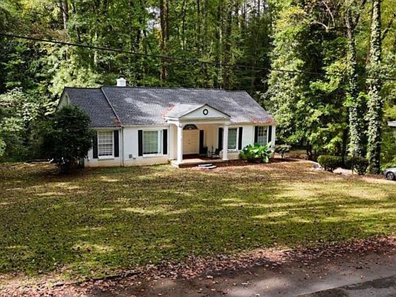 3rd image of 3612 N Stratford Rd NE