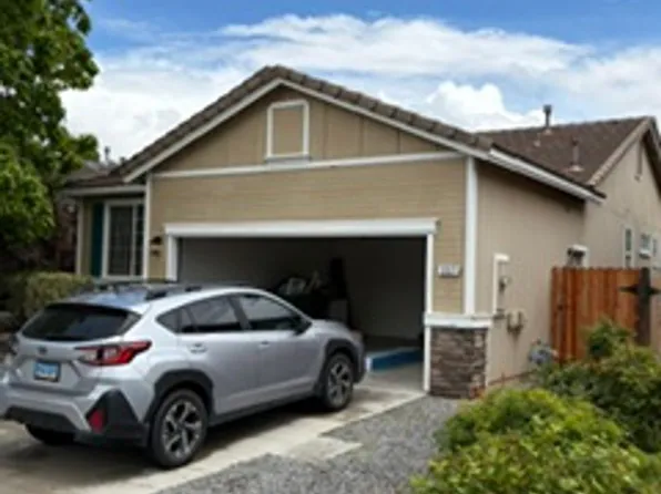 357 Royal Troon Dr, Dayton, NV 89403