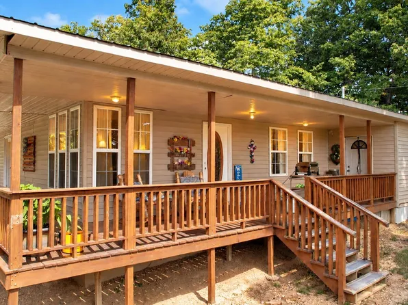 1153 Ditney Trl, Pioneer, TN 37847