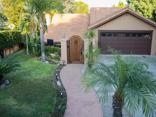 32 Club Rd, Pasadena, CA 91105