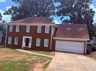 131 Thornbush Trce, Lawrenceville, GA 30046