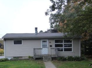 380 4th St SW, Plainview, MN 55964