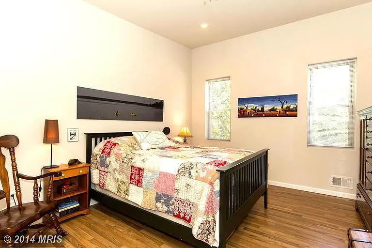 3031 Huntingdon Ave — Photo 29