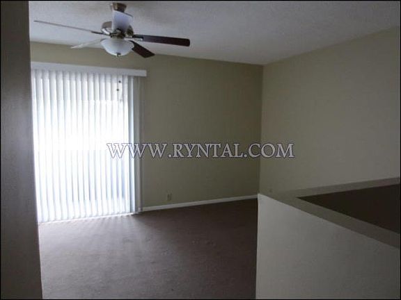 5th image of 1937 Panama Dr APT 2