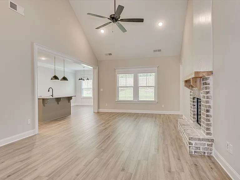 136 Tanager Ln — Photo 7