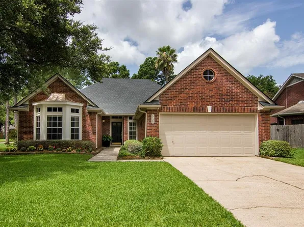 7729 Park Falls Dr, Houston, TX 77095