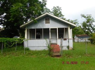 704 S Monitor Dr, Fitzgerald, GA 31750