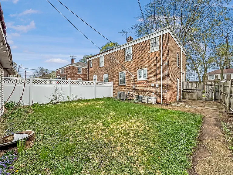 5156 W 63rd Pl — Photo 26