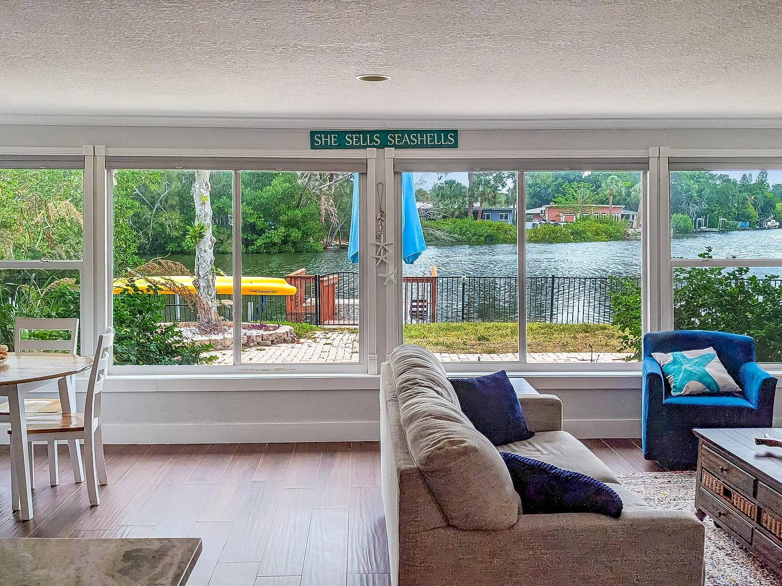 4 bed, 1817 sqft, $5,845 — Photo 2