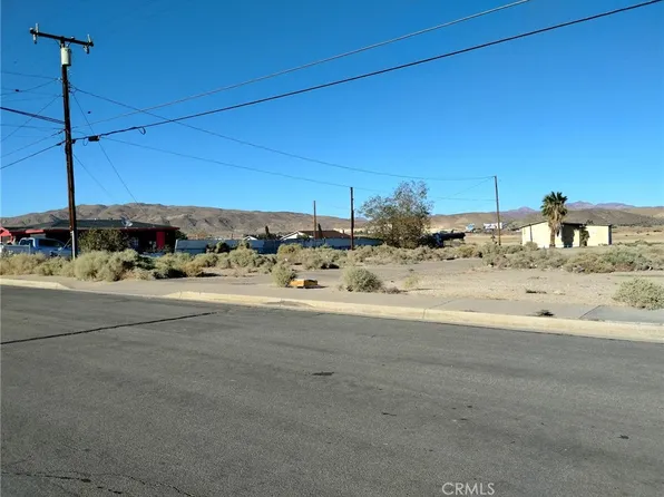 1613 Riverside Dr, Barstow, CA 92311