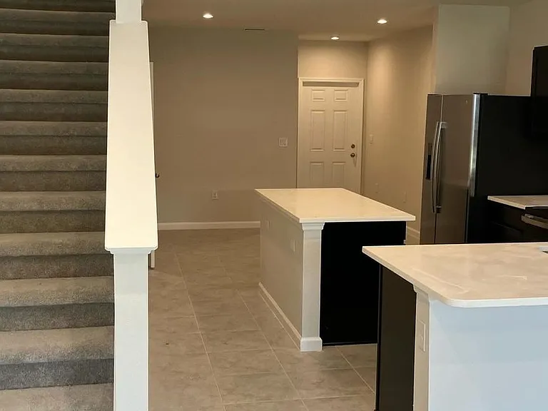 12065 Grizzly Ln — Photo 3