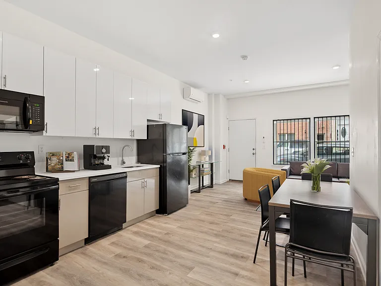 Owl's Nest Apartments — Photo 24