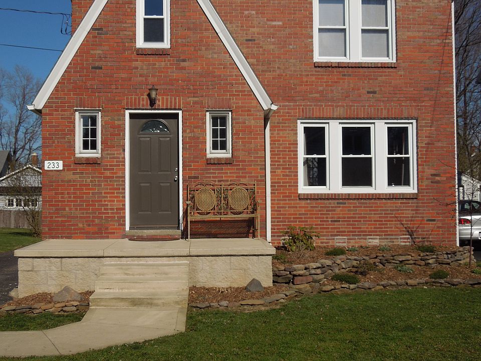 1st image of 233 Bartley Ave