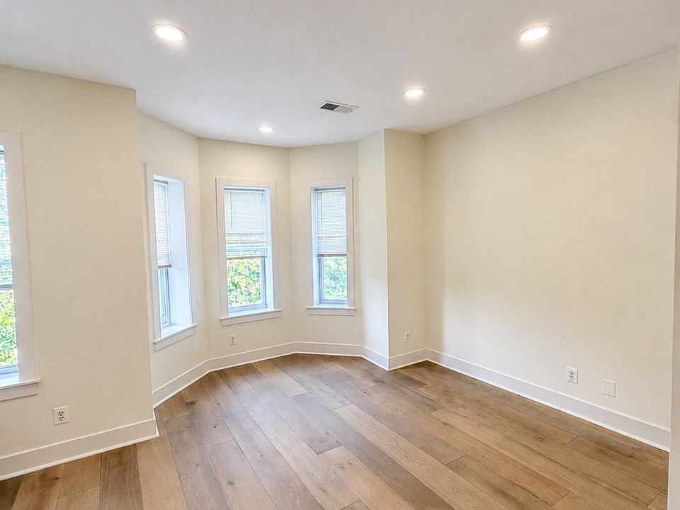 1st image of 1452 Fairmont St NW #3A