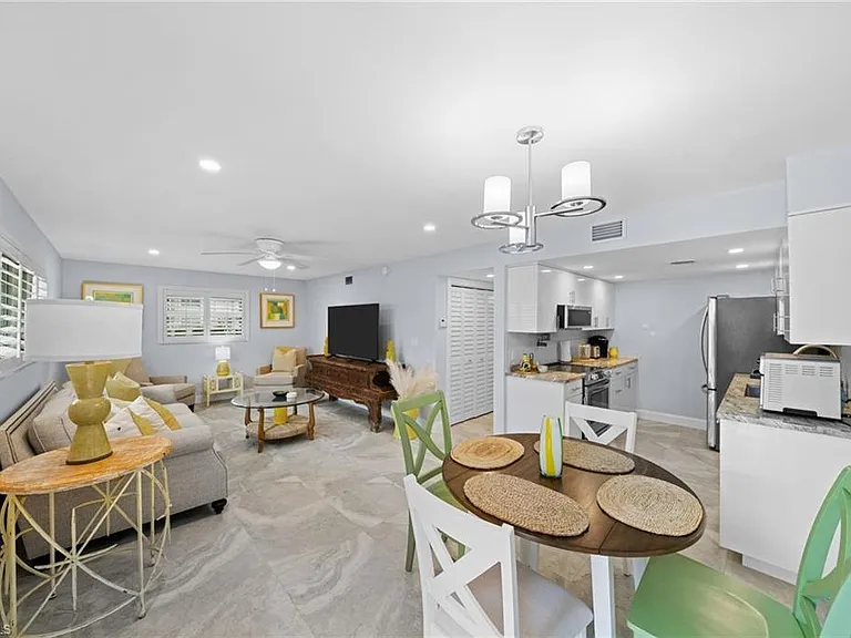 1605 Chesapeake Ave #2 — Photo 5