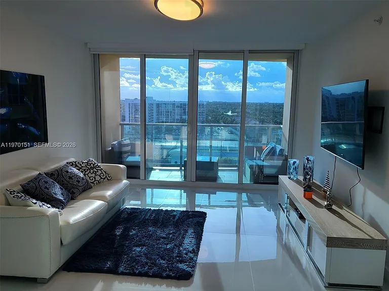 2501 S Ocean Dr #1031 — Photo 3