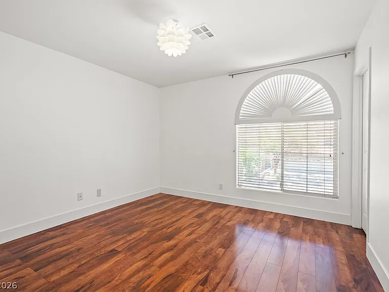 10228 Alessandro Ave — Photo 15