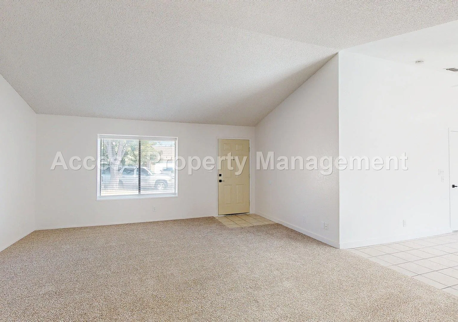 2 bed, 1116 sqft, $1,845 — Photo 2