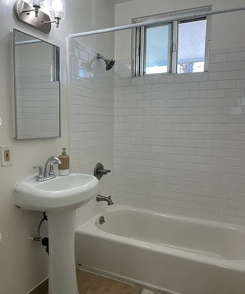 955 Hillcrest St #6 — Photo 12