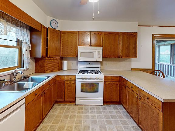 2nd image of 308 W 2nd Ave S