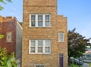 3057 W Addison St, Chicago, IL 60618