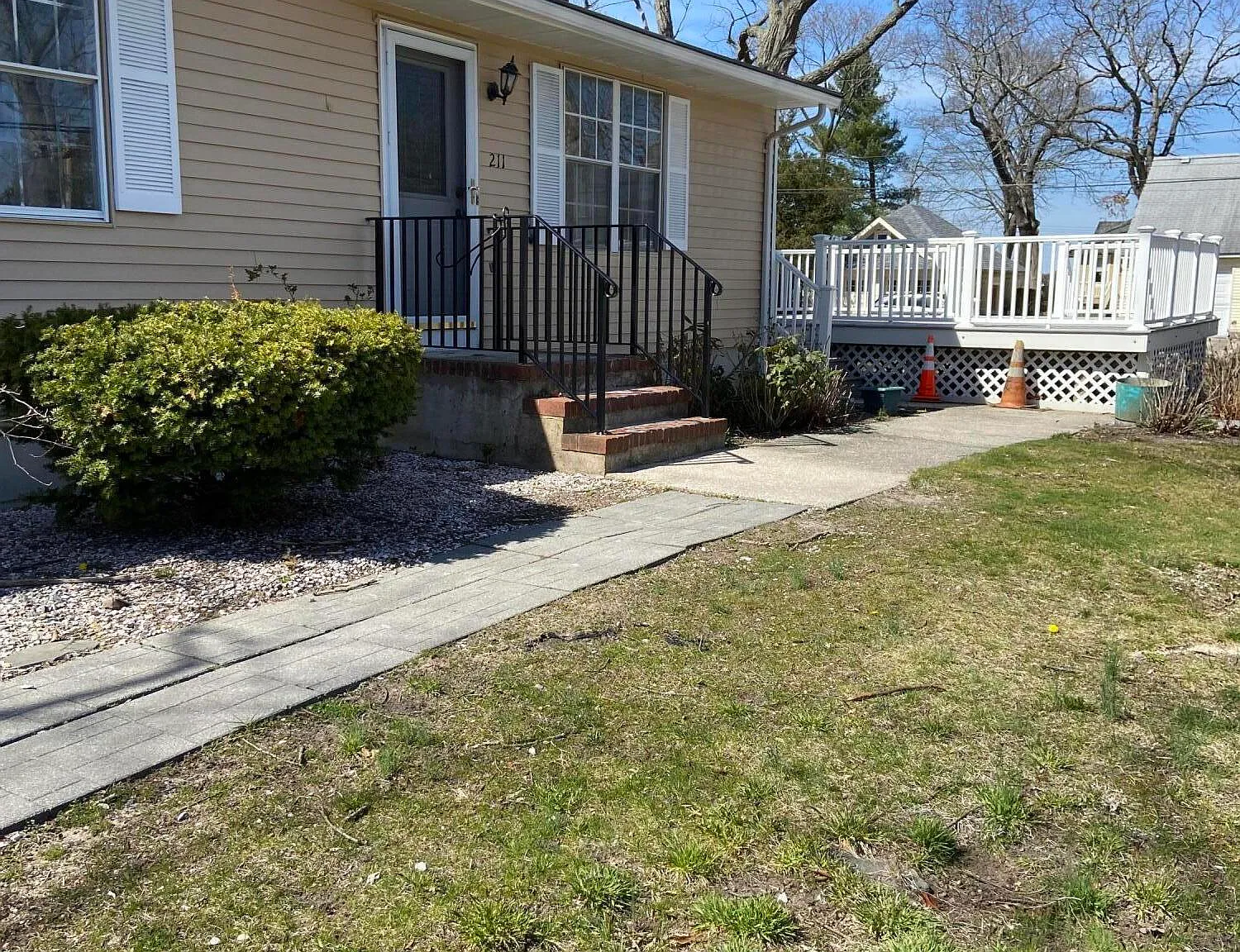 4 bed, 1300 sqft, $3,500 — Photo 2