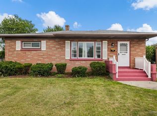 143 Carmen Rd, Amherst, NY 14226