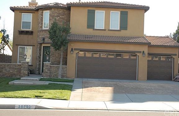 3rd image of 35793 Susan Dr