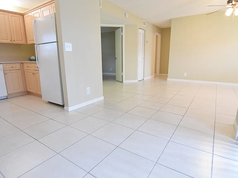 6508 Chasewood Dr #C — Photo 4