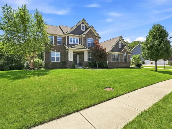 16424 Maines Valley Dr, Noblesville, IN 46062