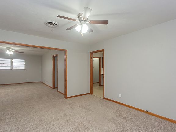 4th image of 2314 Alcock St