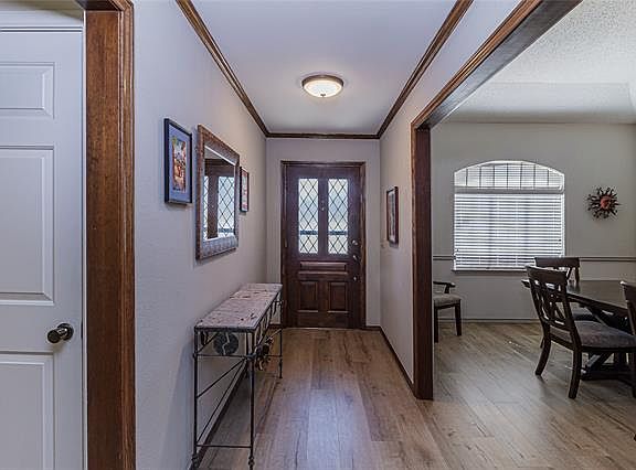 4th image of 2529 Cedar Elm Ln