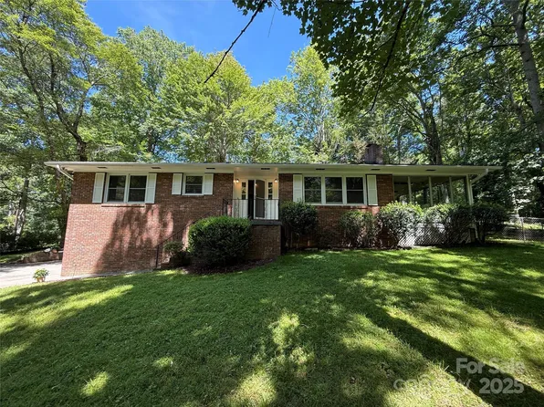 212 Fallen Timber Rd #23, Hendersonville, NC 28791