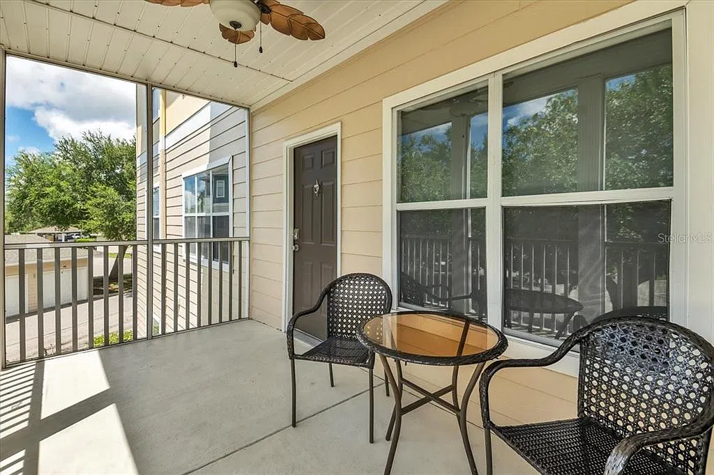 2 bed, 2.0 bath, 1132 sqft, $1,525 — Photo 1