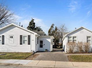 8924 Marion Ave, Morton Grove, IL
