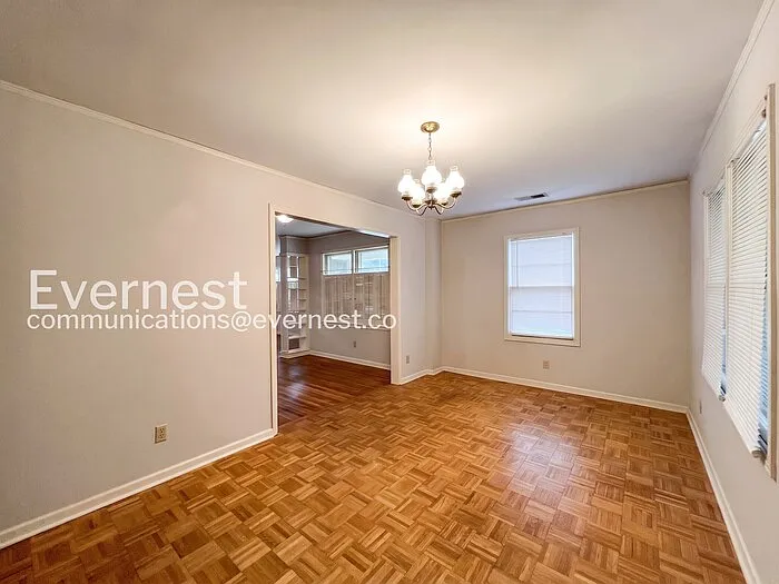 4984 Welchshire Ave — Photo 8