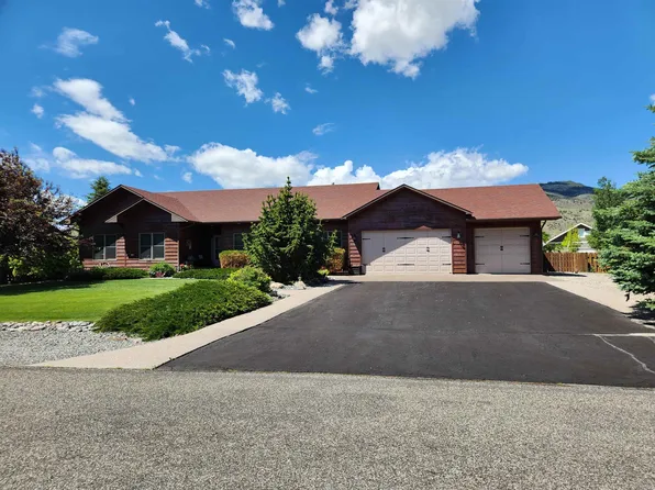 163 S Chugwater Dr, Cody, WY 82414