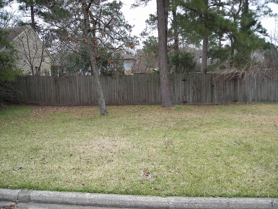 1st image of 216 Bedford Ln