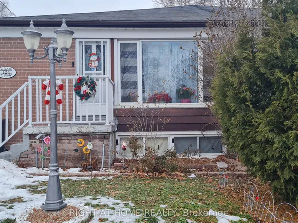 124 Overture Rd, Toronto, ON M1E 2W4