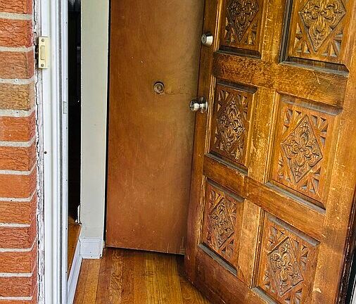 3rd image of 27247 Pembroke Dr